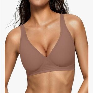 Oeak Wireless Deep V T-shirt Bra Sz XS Tan Removable Padding Extender NWT